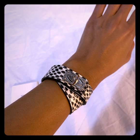 Givenchy Jewelry - Givenchy bracelet Givenchy Jewelry - Givenchy bracelet